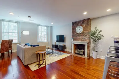 15-2 Union St #Furnished