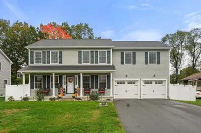 7 Snowden St 1