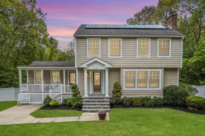 110 Navillus Rd