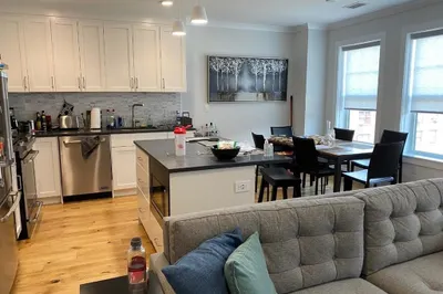 30 Polk St #206 1