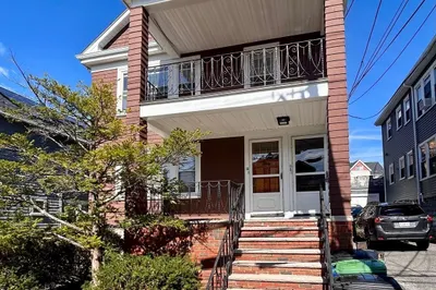 11 Sterling St #2 1