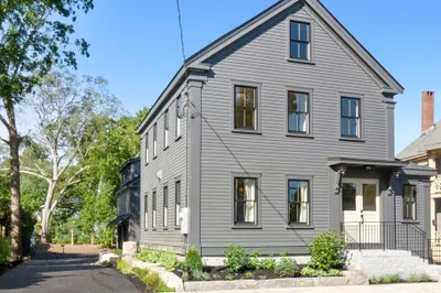 287 Merrimac St 1