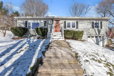 6 Hillside Ave