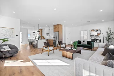 10 Putnam Road #2
