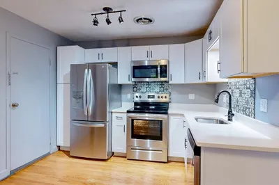 1105 Lexington Street #7/Bldg5 1