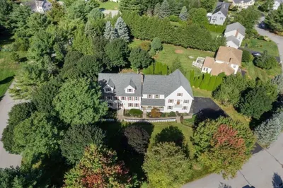 2 Messinia Drive