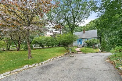 6 Woodbury Lane 1