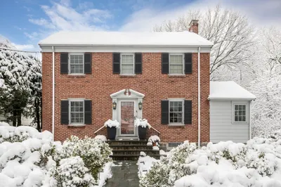 78 Howitt Rd 1