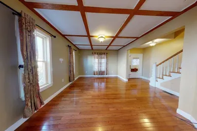 101 Magoun Ave #101 1