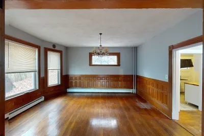 47 Univerisity Rd #1