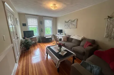 17 Usher Rd #3 1