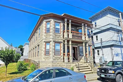 5 Mount Washington St 1
