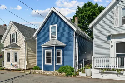 28 Mechanic St 1