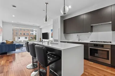 99 Sumner Street #206 1