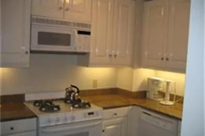 3 Avery St #709