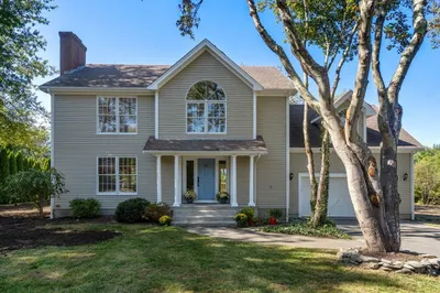 62 Bluegrass Drive 1