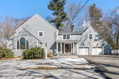 45 Heritage Dr