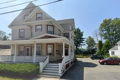 142 Elm St #5 1