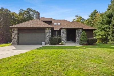 38 Purchase St 1