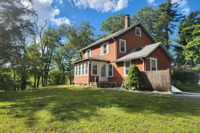 168 Woodland St 1