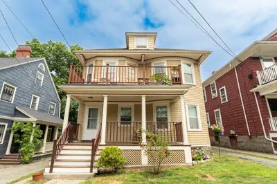 15 Castleton Street #2
