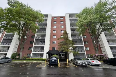12 Nineth St #805 1
