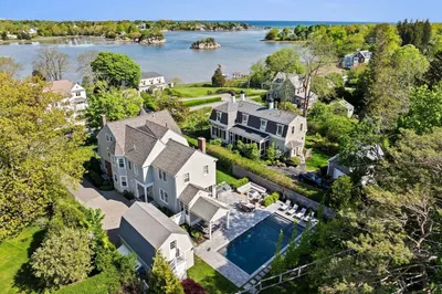 11 Beach St 1