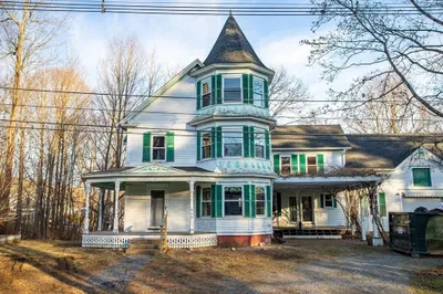 15 Pleasant Street 1