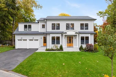 15 Lafayette Cir 1