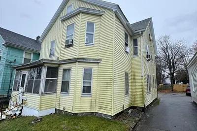 14 Pine St