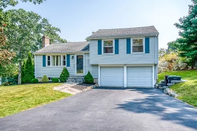 68 Westchester Cir