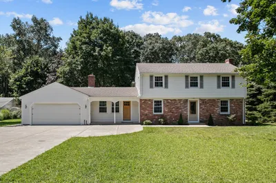 135 Warren Ave