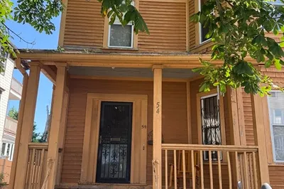 54 Richfield St 1