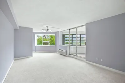 101 Mulberry St #219 1