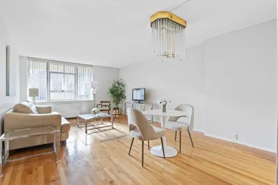 280 Boylston St #109