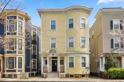 9 Bellflower St #C 1