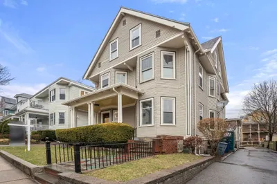 43 Ainsworth Street #1