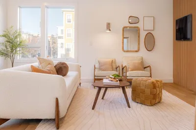 286 Broadway #2