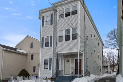 51-53 Holyoke Street 1