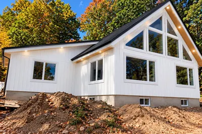 1318 E Otis Rd 1