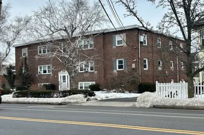 114 Willard St #4