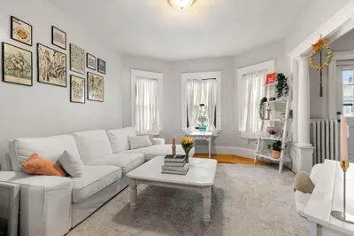 47 Princeton St #2