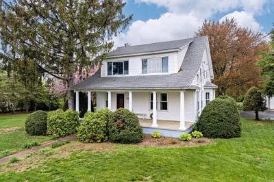 726 Amostown Rd 1