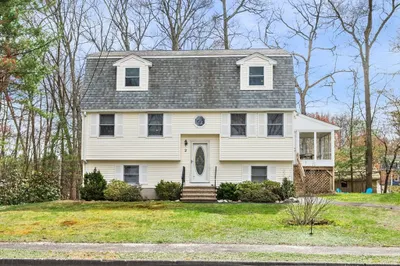 2 Rhode Island Rd