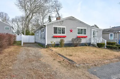 64 Rose Point Ave 1