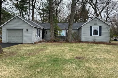 320 Maple St 1