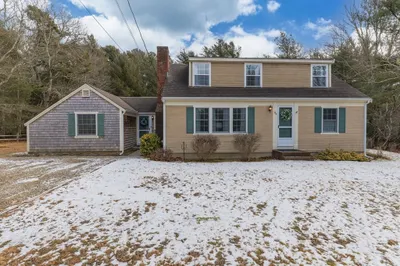 124 Grove St 1