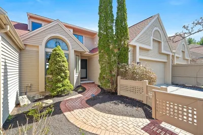 7 Wainwright Road #107 1