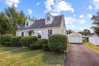 19 Parkin St