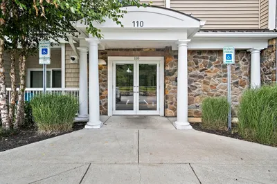 110 Trotter Rd #407 1